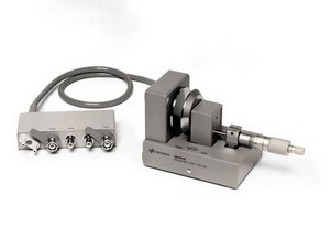 Dielectric material test fixture