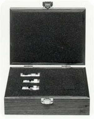 Economy mechanical calibration kit, DC to 6 GHz, 7 mm