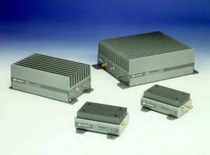 Amplifier, 0.5-26.5 GHz; 25 dB gain