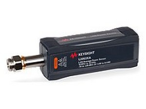 LAN wide dynamic range average power sensor, 10 MHz - 33 GHz