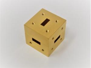 WR-42; 18-26.5 GHz Magic Tee/2 Way Power Divider; K-band